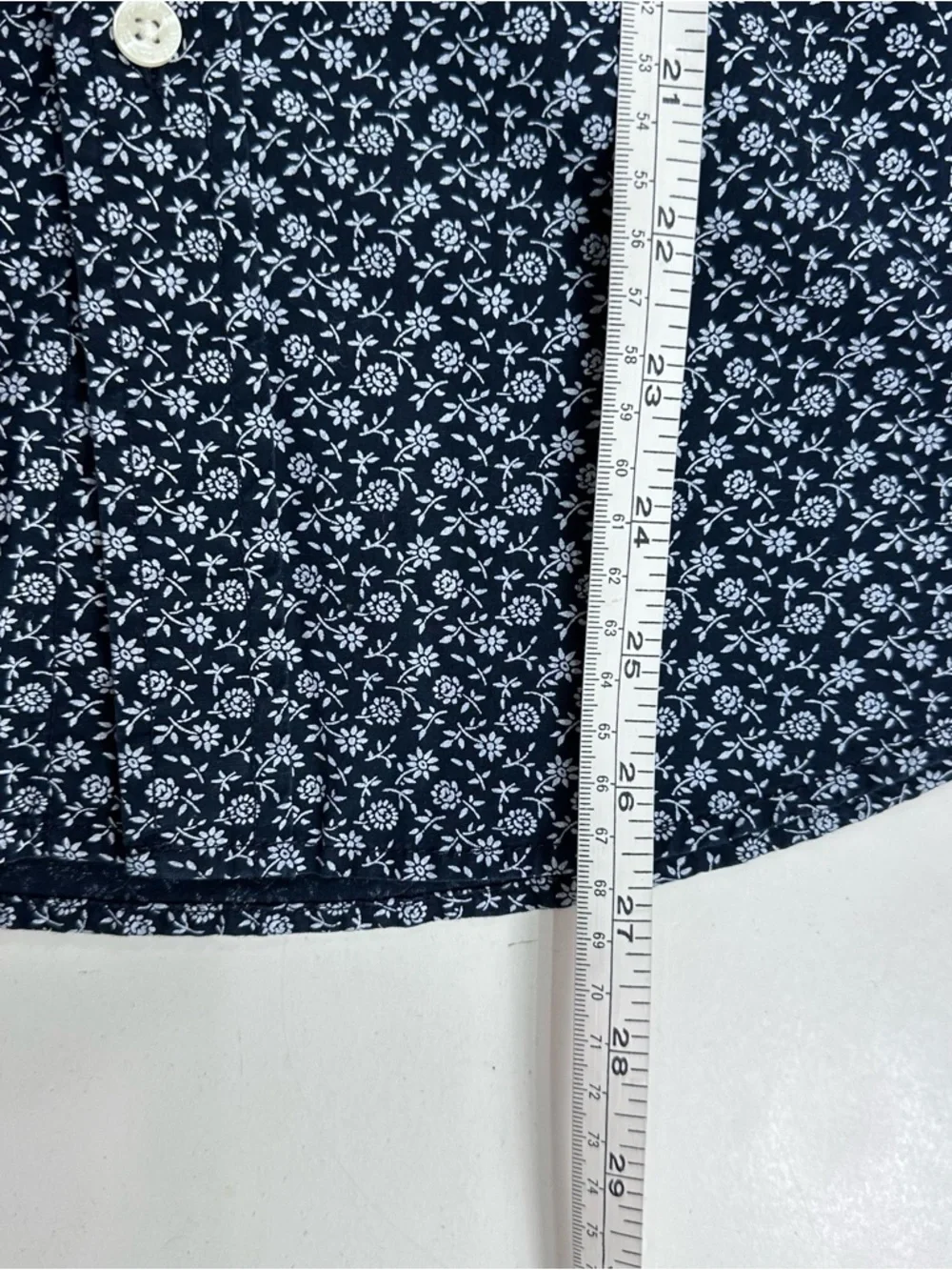 Levi's Men's Dark Blue Micro Floral Button-Down Shirt